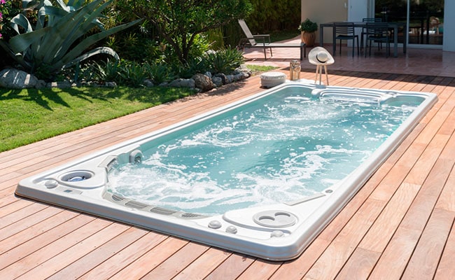 Hydropool selvrensende swim spa